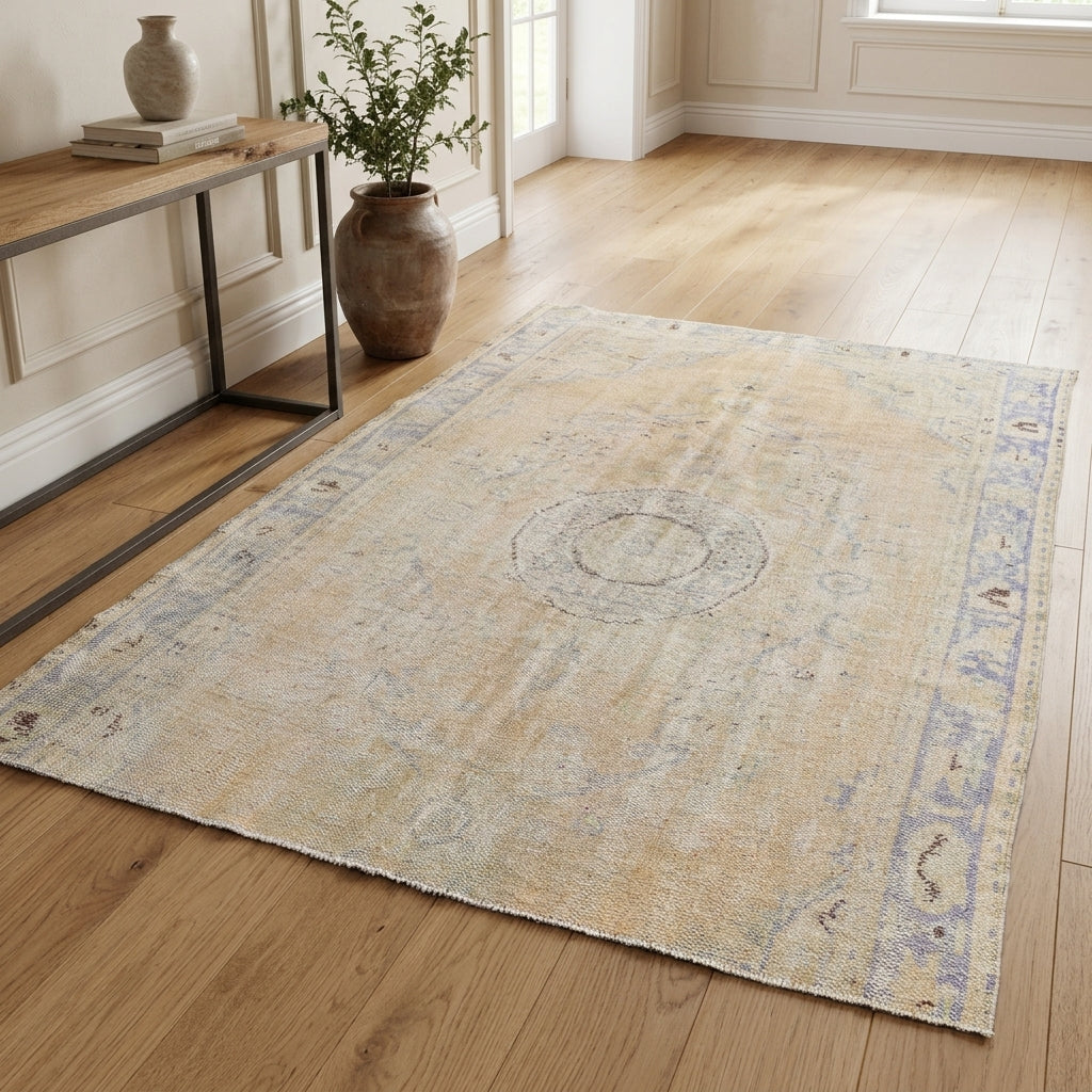 Oriental pattern on the Asterochoria antique washed vintage area rug – handmade in Anatolia, Turkey