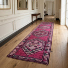 Oriental pattern on the Defne vintage runner rug – handmade in Anatolia, Turkey