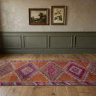 Ikat pattern on the Ouranodike vintage runner rug – handmade in Anatolia, Turkey