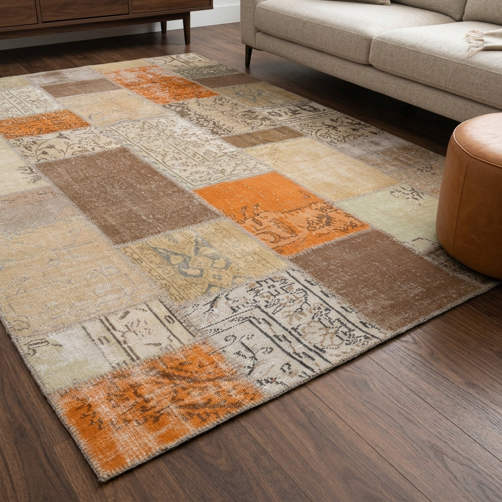 Floral pattern on the Charitothalia vintage patchwork area rug – handmade in Anatolia, Turkey