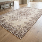 Oriental pattern on the Zenonoma vintage area rug – handmade in Anatolia, Turkey