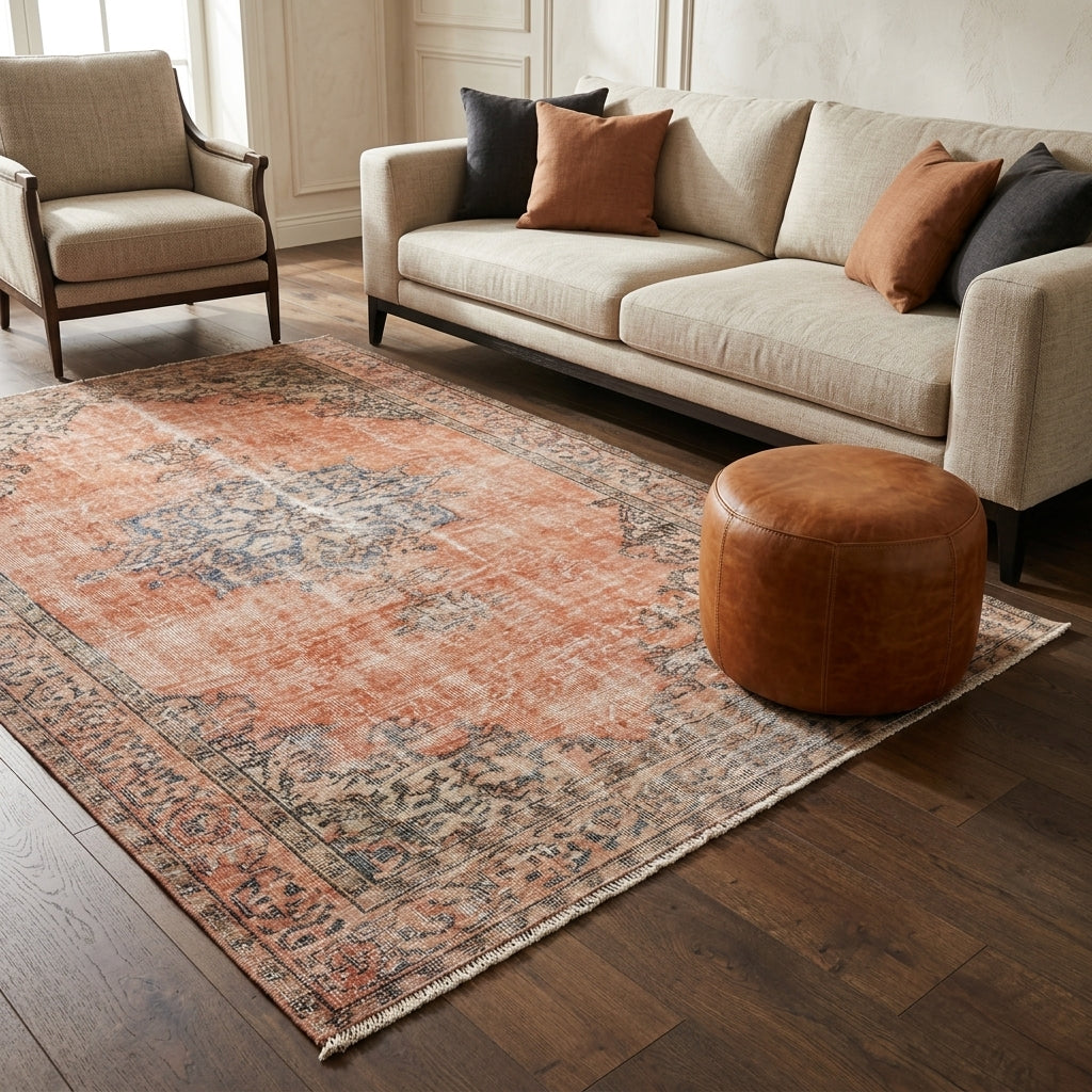 Oriental pattern on the Smaragdonia vintage area rug – handmade in Anatolia, Turkey
