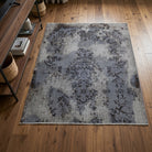 Oriental pattern on the Seherbahce distressed vintage area rug – handmade in Anatolia, Turkey