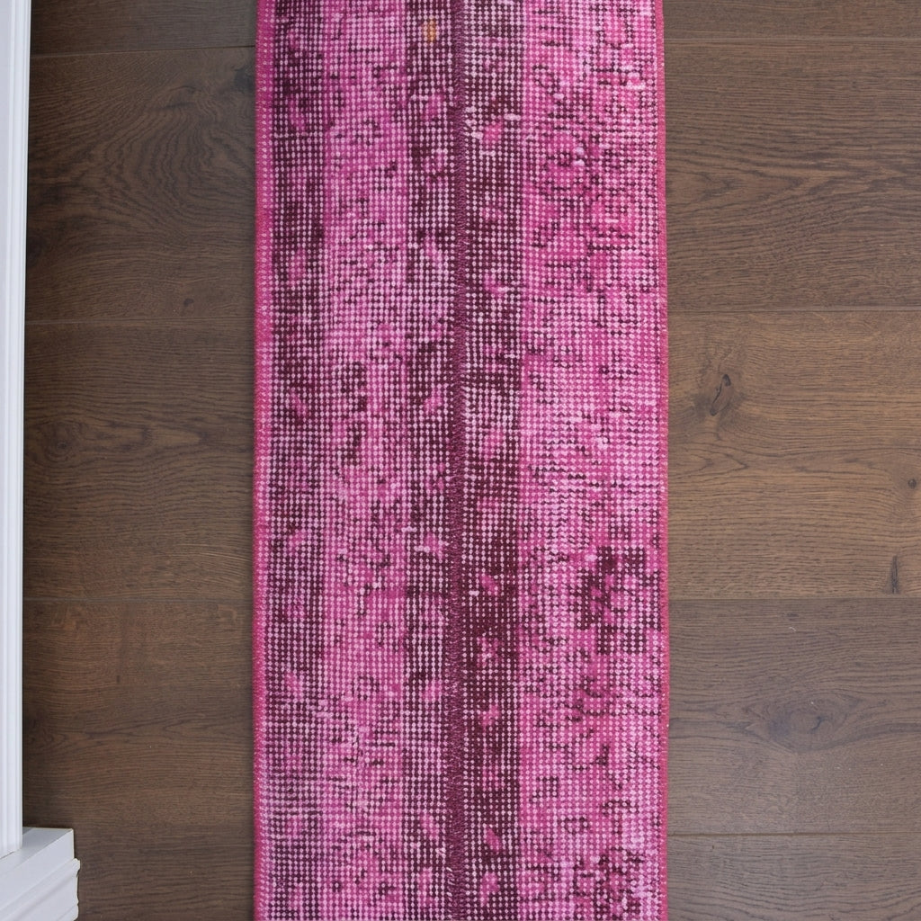 Patchwork pattern on the Mahnurnaz vintage patchwork runner rug – handmade in Anatolia, Turkey