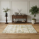 Oriental pattern on the Ilginmelek vintage area rug – handmade in Anatolia, Turkey