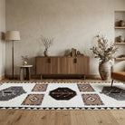 Oriental pattern on the Elmaspeyker vintage runner rug – handmade in Anatolia, Turkey