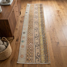 Ikat pattern on the Husnil vintage patchwork runner rug – handmade in Anatolia, Turkey