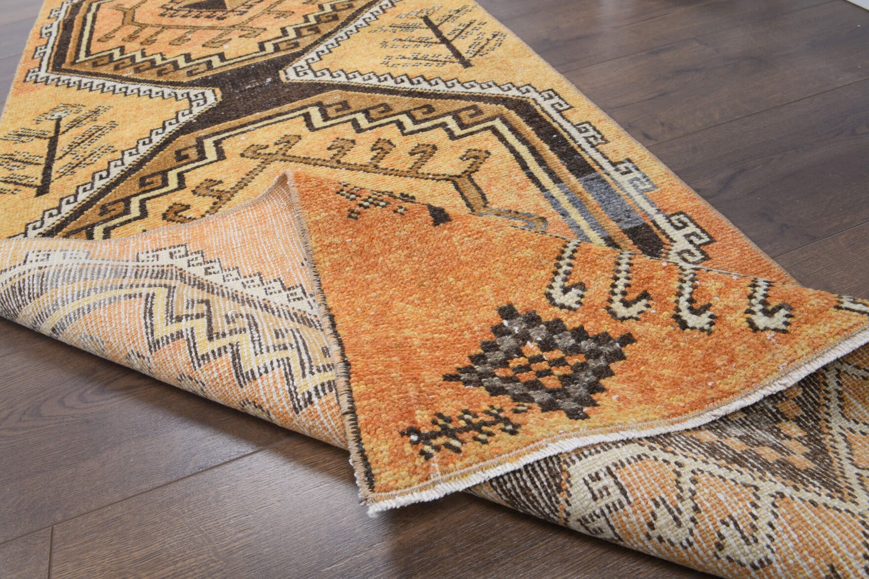 Authentic Anatolian vintage runner rug (1970s) with tribal design – one-of-a-kind at Fame Rugs