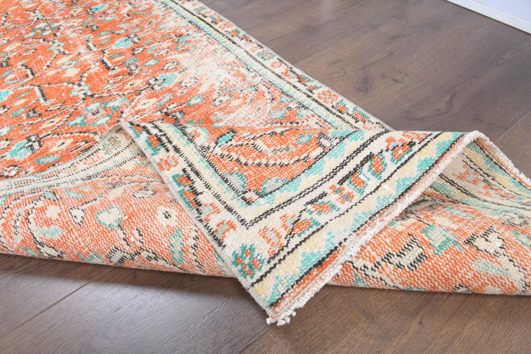 Authentic Anatolian vintage runner rug (1970s) with floral design – one-of-a-kind at Fame Rugs