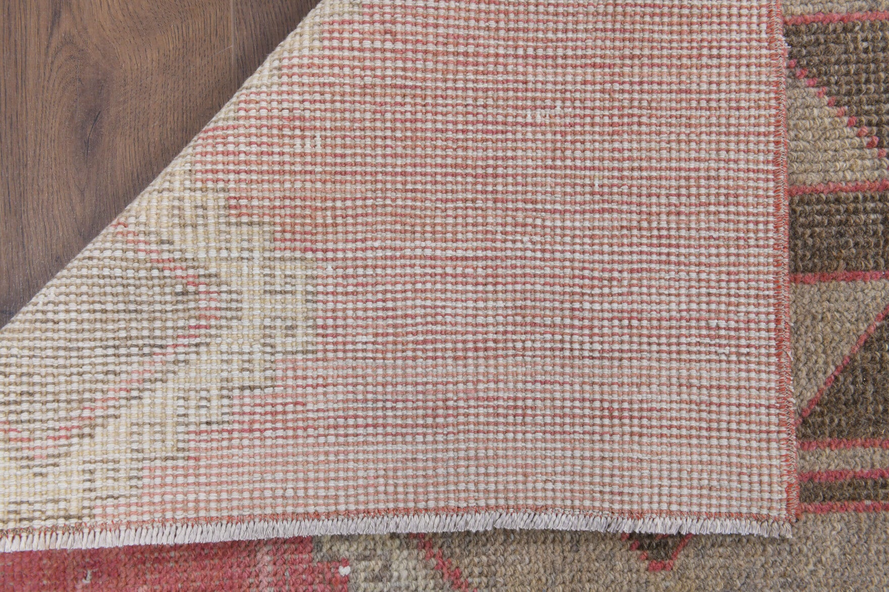 Pervamelek – vintage geometric runner for living room or hallway, 2'5" x 12'3" (74x373 cm)