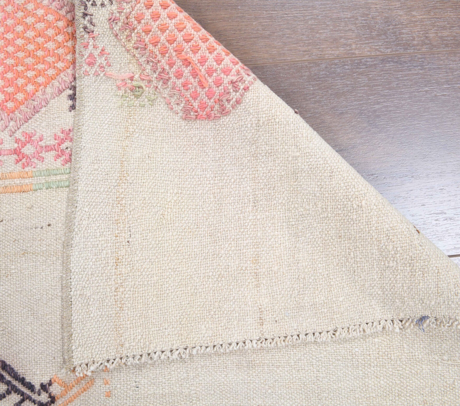 Yaprakbahce runner: 1960s handwoven flatweave Anatolian runner with solid motifs