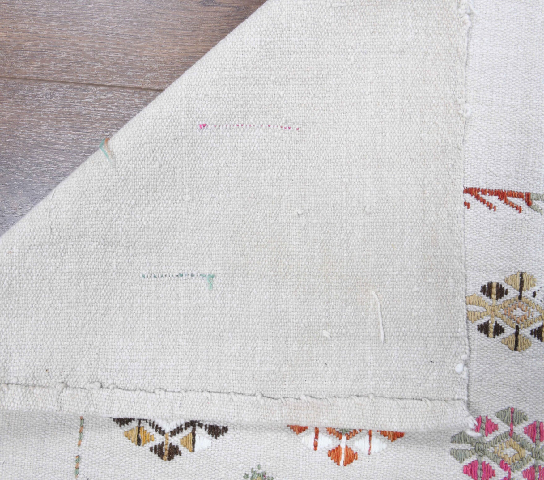 Authentic Anatolian vintage kilim runner rug (1960s) with solid design – one-of-a-kind at Fame Rugs