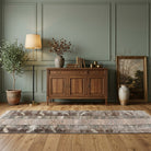 Ikat pattern on the Atlasperi vintage patchwork runner rug – handmade in Anatolia, Turkey