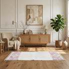 Oriental pattern on the Theippa vintage kilim runner rug – handwoven flatweave in Anatolia, Turkey