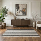 Striped pattern on the Termeh vintage kilim runner rug – handwoven flatweave in Anatolia, Turkey