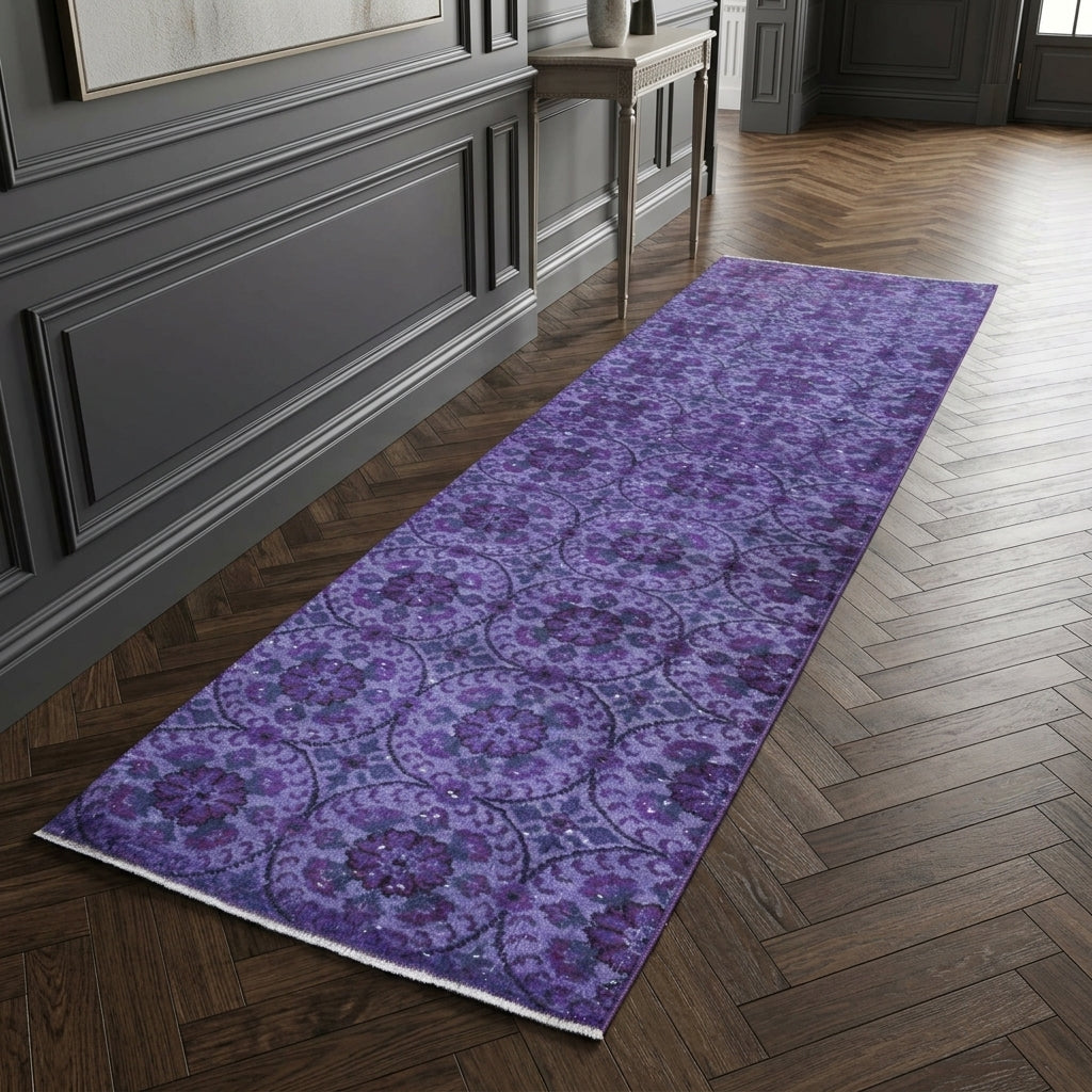 Floral pattern on the Simavgul overdyed vintage runner rug – handmade in Anatolia, Turkey