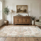 Oriental pattern on the Phemekleia vintage runner rug – handmade in Anatolia, Turkey