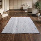 Solid pattern on the Ambraura vintage kilim rug – handwoven flatweave in Anatolia, Turkey