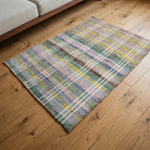 Checkered pattern on the Zulalcihan vintage kilim rug – handwoven flatweave in Anatolia, Turkey