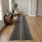 Pattern on the Mercansever vintage kilim runner rug – handwoven flatweave in Anatolia, Turkey