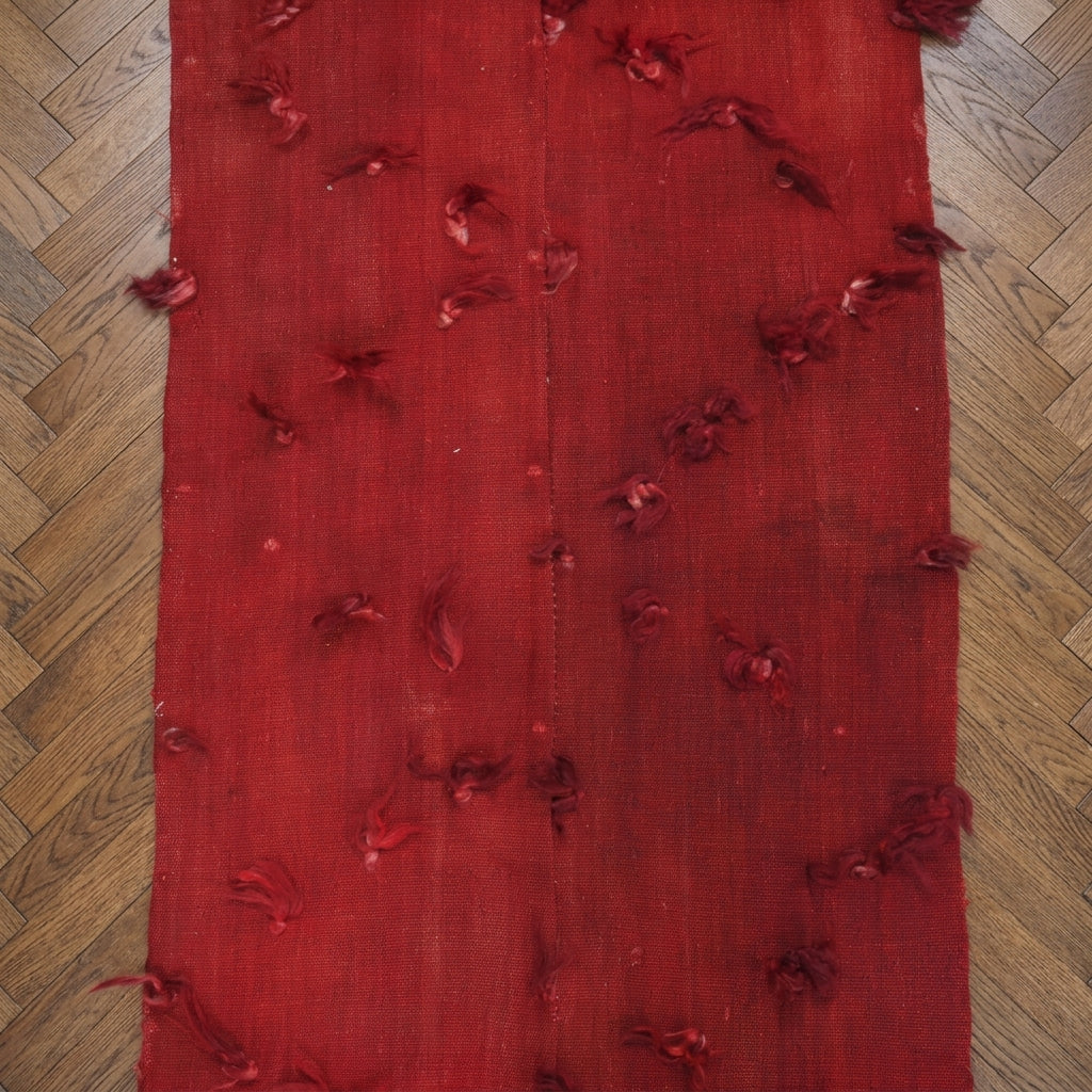 Solid pattern on the Ilginsever vintage kilim rug – handwoven flatweave in Anatolia, Turkey