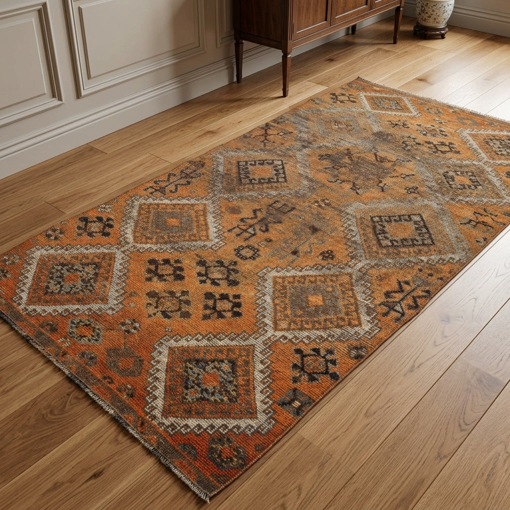 Tribal pattern on the Halfeti antique washed vintage runner rug – handmade in Anatolia, Turkey