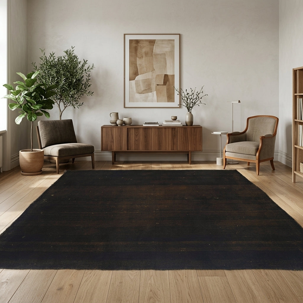 Solid pattern on the Selengonca vintage kilim rug – handwoven flatweave in Anatolia, Turkey