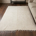 Solid pattern on the Thalassopheme vintage kilim rug – handwoven flatweave in Anatolia, Turkey