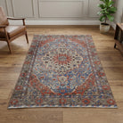Oriental pattern on the Akikbike vintage area rug – handmade in the Persian region