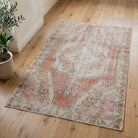 Oriental pattern on the Nergisultan vintage area rug – handmade in Anatolia, Turkey