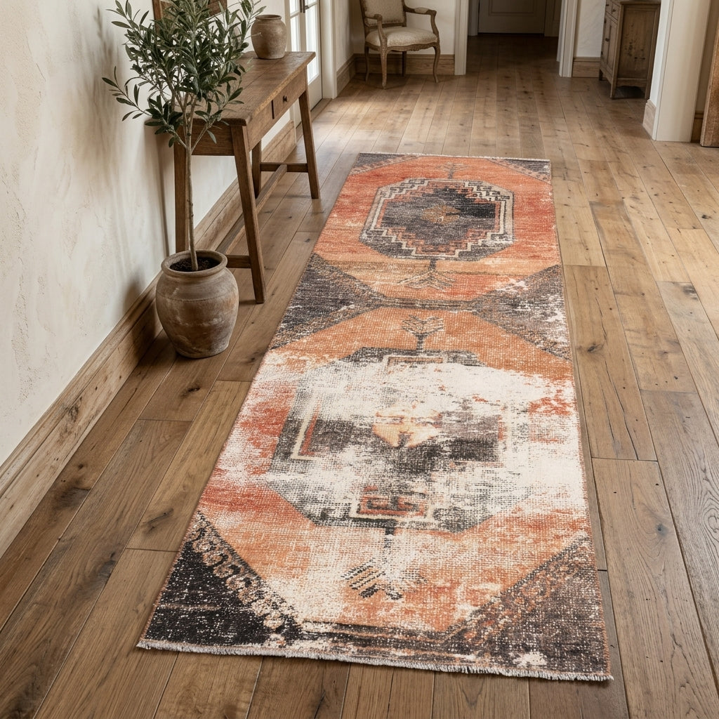 Oriental pattern on the Sulepeyker distressed vintage runner rug – handmade in Anatolia, Turkey