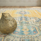 Oriental pattern on the Buketgul vintage area rug – handmade in Anatolia, Turkey
