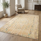 Oriental pattern on the Ahusad vintage area rug – handmade in Anatolia, Turkey