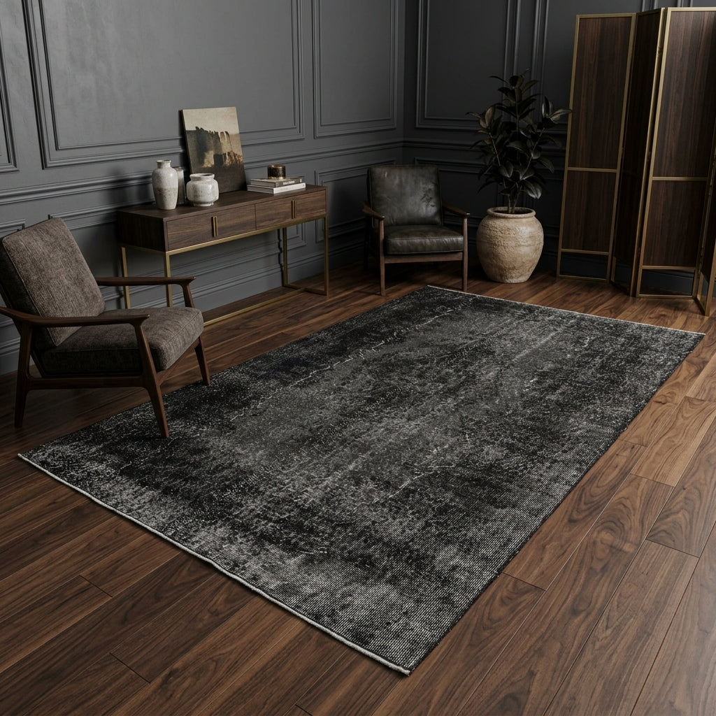 Oriental pattern on the Yelizar overdyed vintage area rug – handmade in Anatolia, Turkey