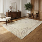 Oriental pattern on the Incinaz antique washed vintage area rug – handmade in Anatolia, Turkey