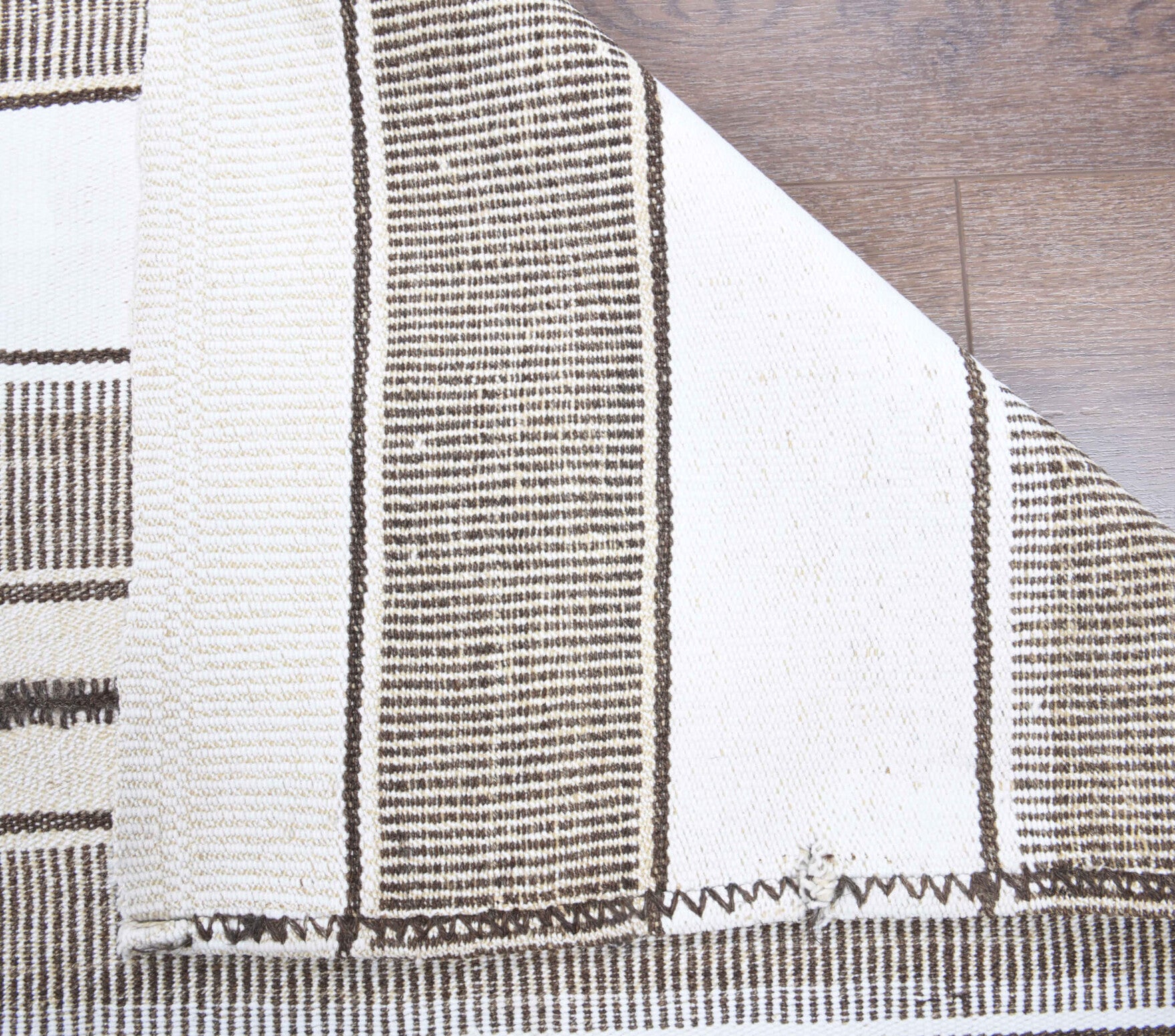 Yakutruh runner: 1960s handwoven flatweave Anatolian runner