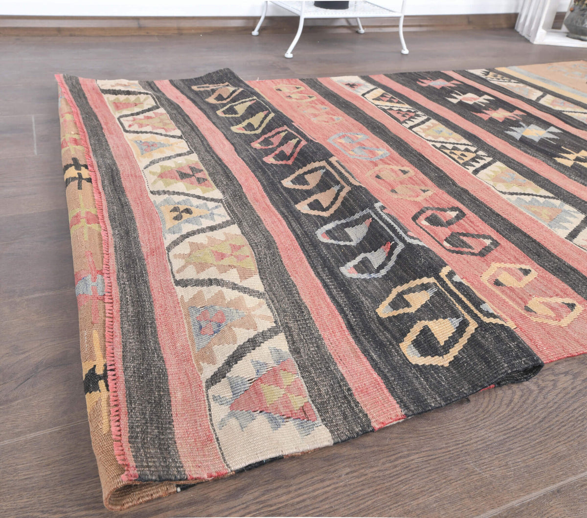 Authentic Anatolian vintage kilim runner rug (1960s) – one-of-a-kind at Fame Rugs
