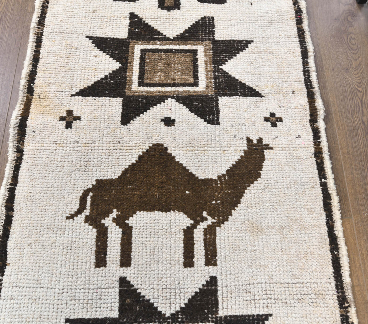 Vintage Runner