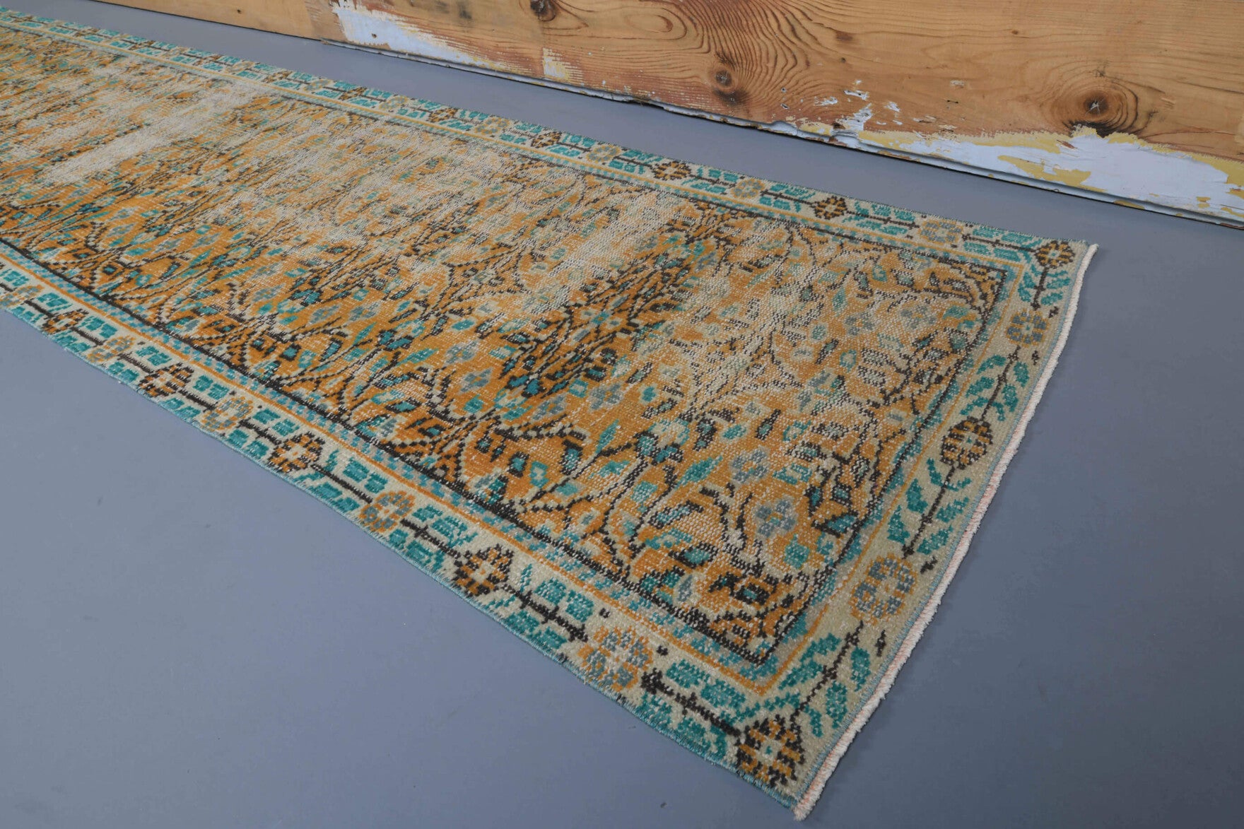 Vintage Runner Rug - 26266