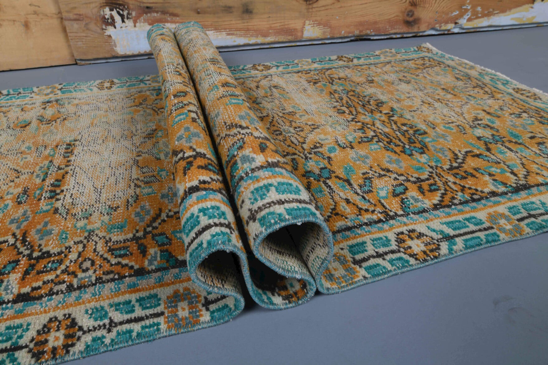 Vintage Runner Rug - 26266