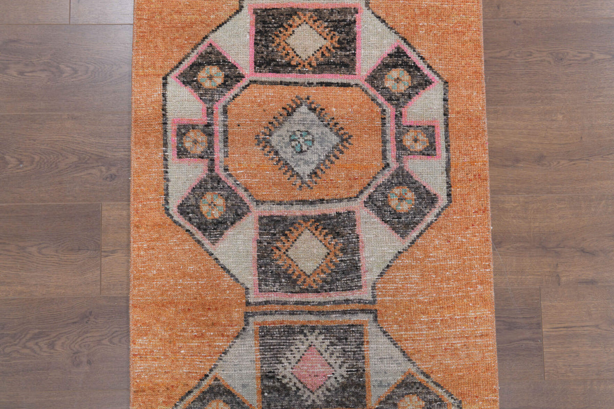 75x330 cm vintage Anatolian runner rug – Perizadsu, low pile, wool
