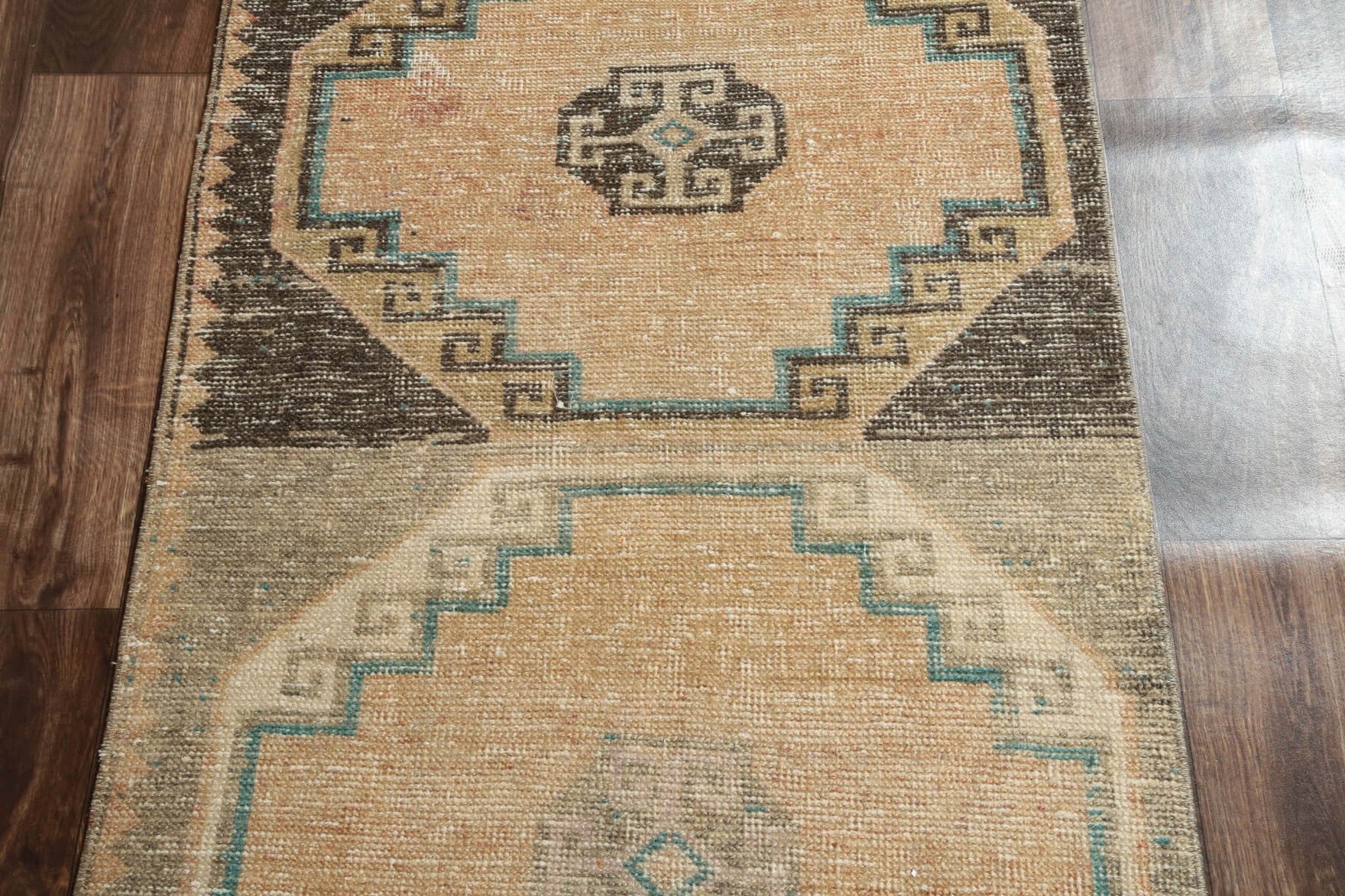 Vintage Oushak Runner Rug - 25328