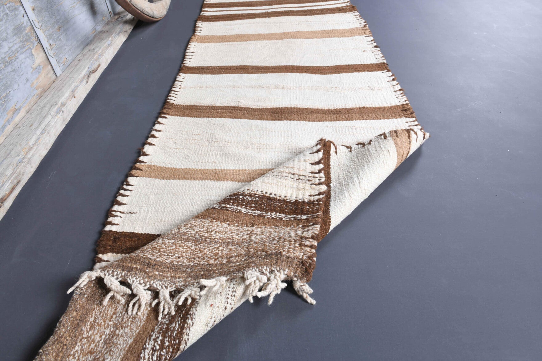 Shaushka – vintage striped runner for living room or hallway, 2'7" x 13'11" (80x425 cm)