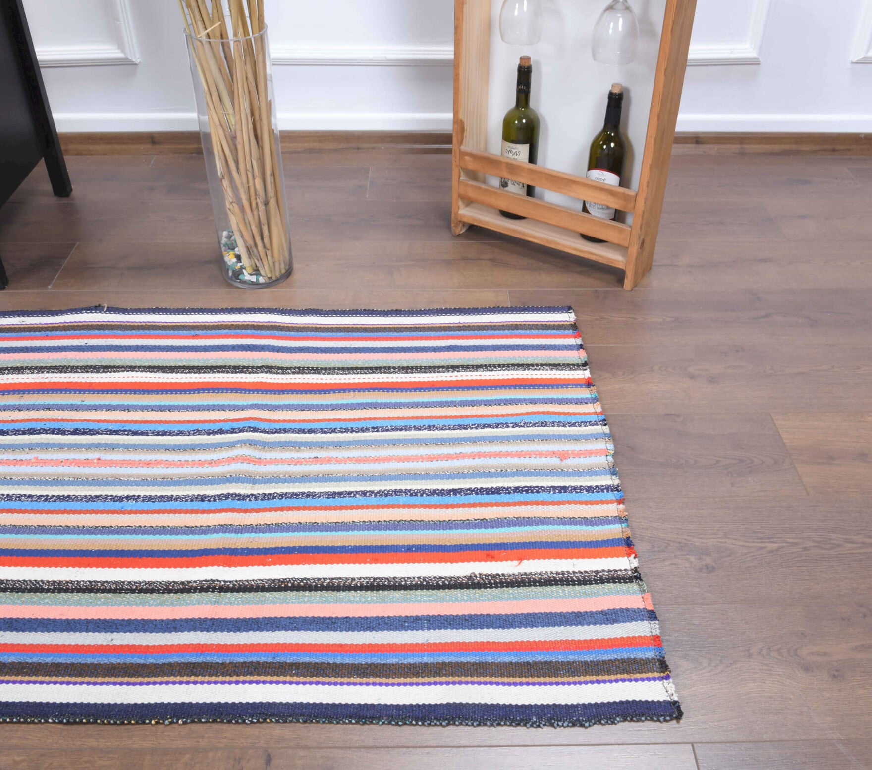 Handwoven flatweave wool kilim from Anatolia, Turkey – 3x4 Flatweave Vintage Small Rug 2'9" x 3'8"