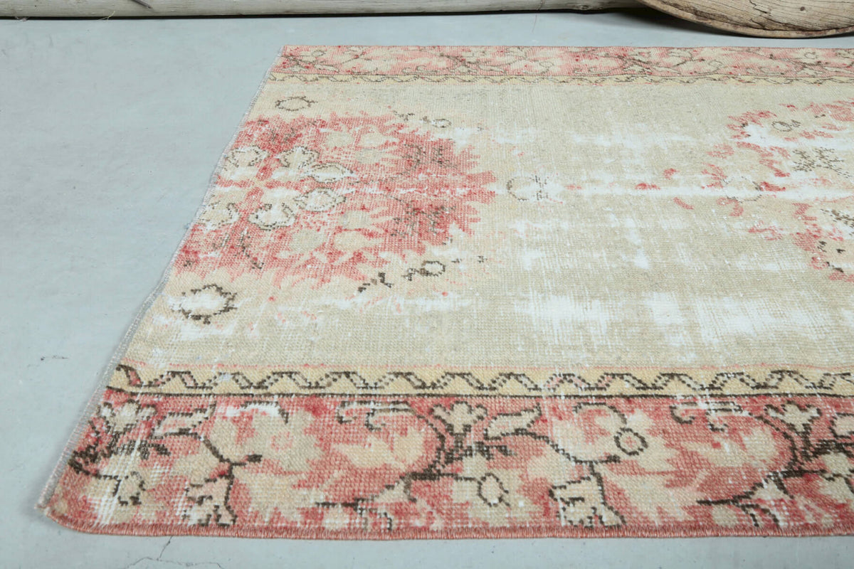One-of-a-kind 1970s Anatolian vintage area rug in wool, 2'11" x 5'7"