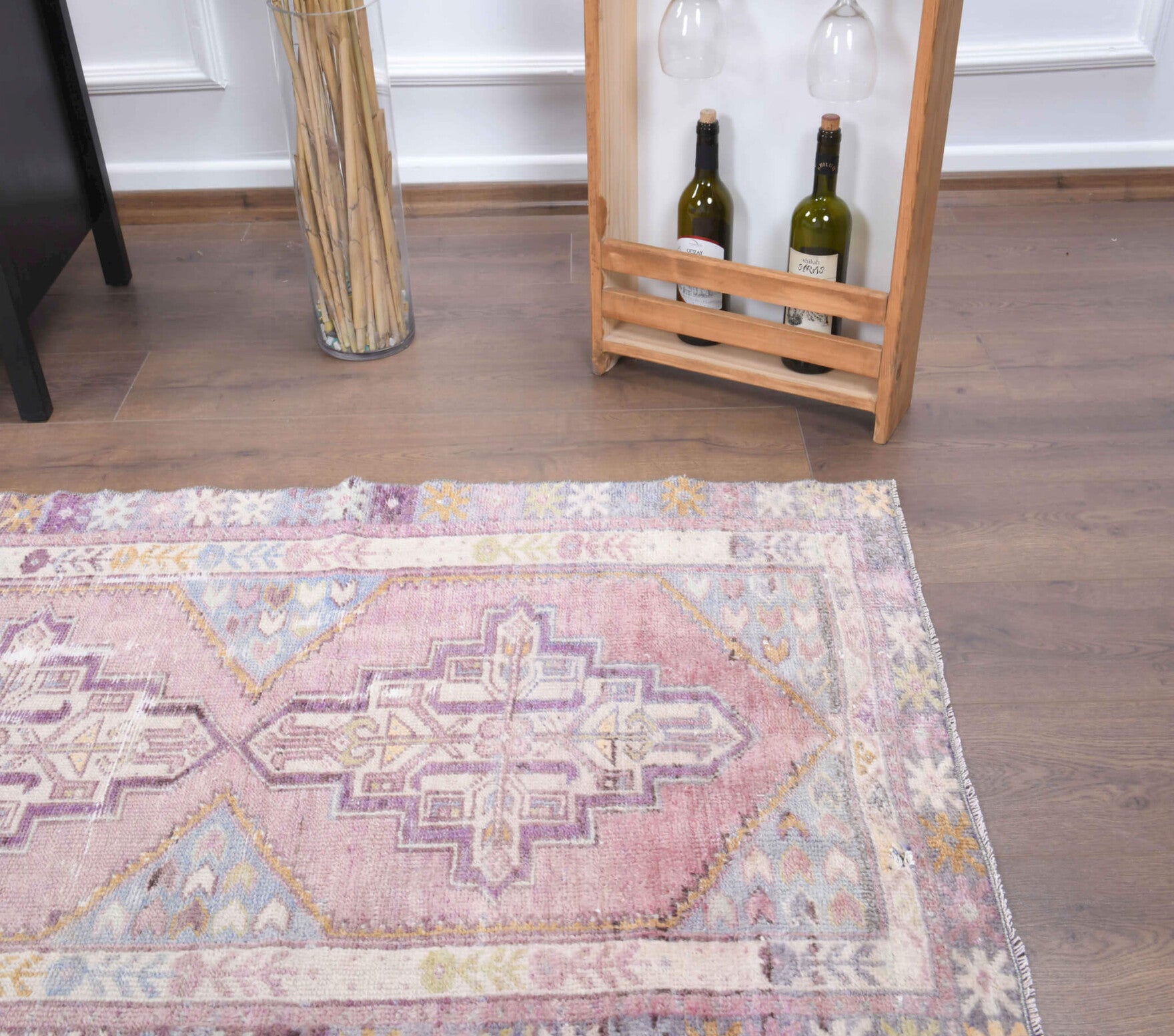 Authentic Anatolian vintage runner rug (1970s) with oriental design – one-of-a-kind at Fame Rugs