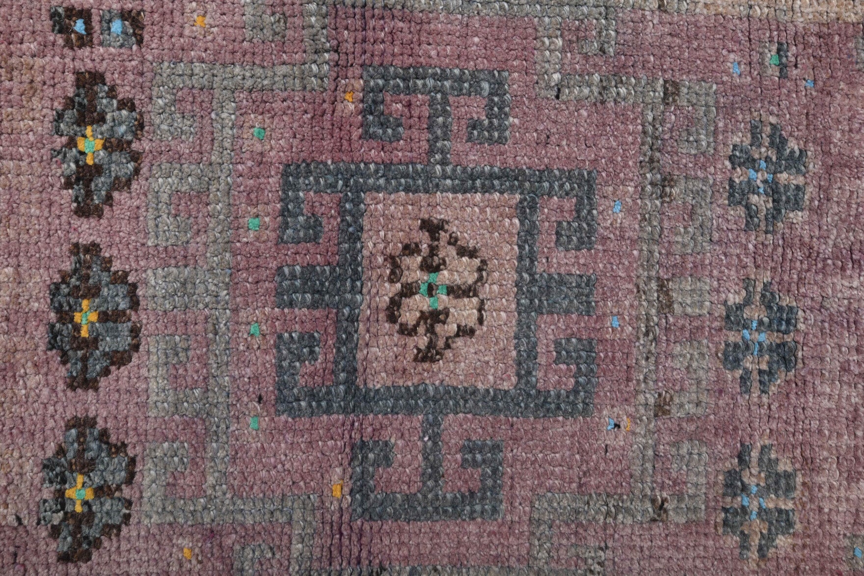 Yesimpezir runner: 1970s handmade Anatolian runner with oriental motifs and cotton backing