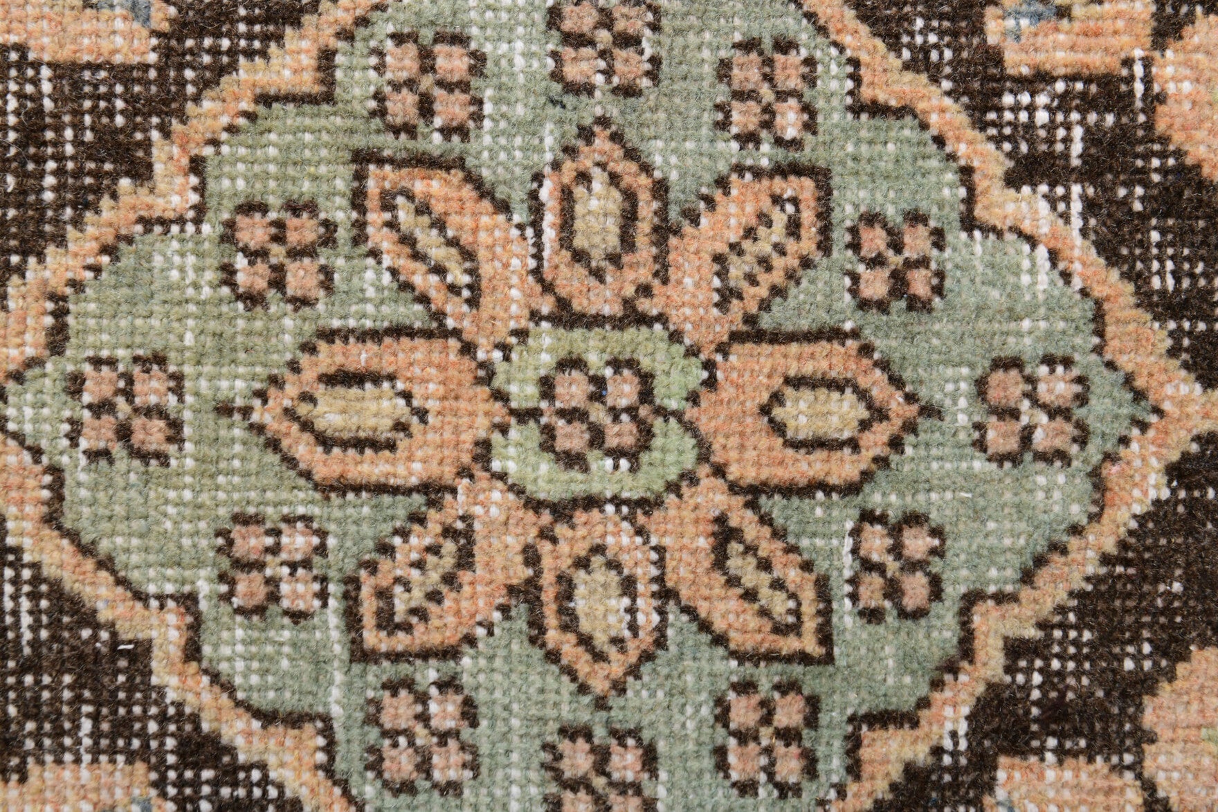 Authentic Anatolian vintage runner rug (1970s) with oriental design – one-of-a-kind at Fame Rugs