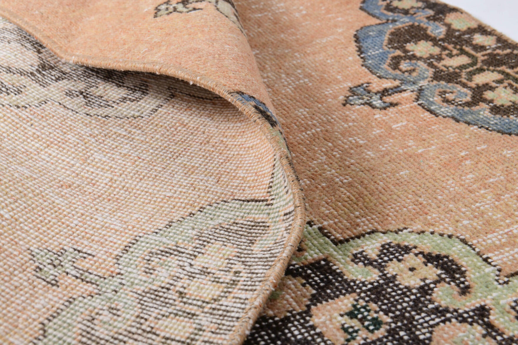 Esenlale – vintage oriental runner for living room or hallway, 2'8" x 9'4" (82x285 cm)