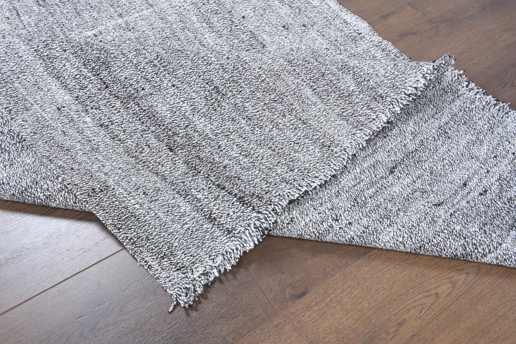 Authentic Anatolian vintage kilim runner rug (1960s) with solid design – one-of-a-kind at Fame Rugs